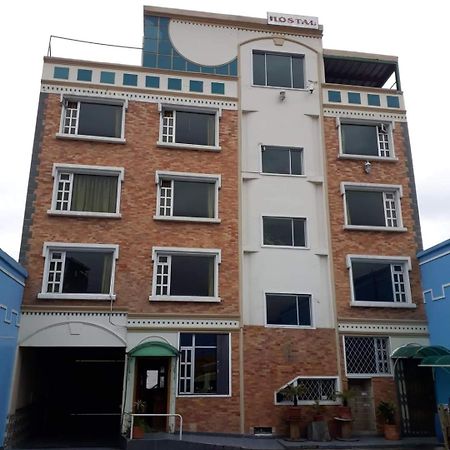 Отель Hostal Zamorano Кито Экстерьер фото